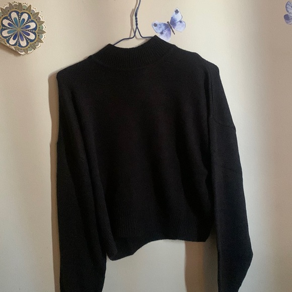 Cropped Turtle neck sweater - Picture 1 of 2